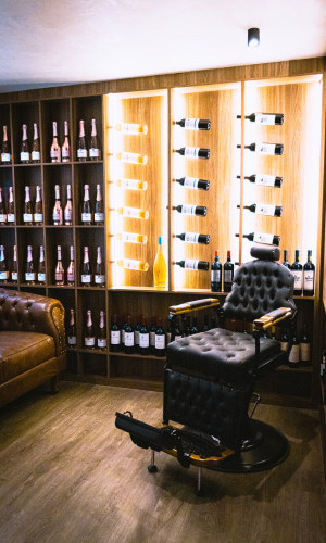 Barbera Barbearia e vinoteca espaço 01