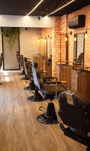 Barbera Barbearia e vinoteca espaço 06